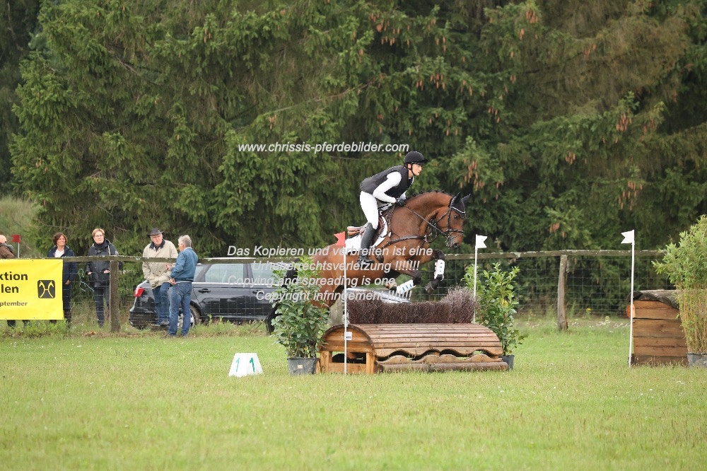 Preview jule wewer mit jag fly js IMG_0224.jpg